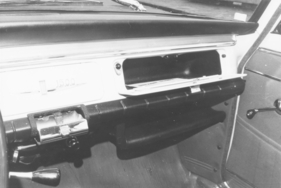 Fiat 1500 (1965) – Handschuhkasten und Aschenbecher