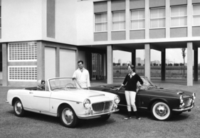 Fiat 1500 Cabriolet (1962) - die 1200er-Normalversion neben der Osca-befeuerten 1500er-Version. Die breit laufende Lufthutze hatte nur eine optische Funktion