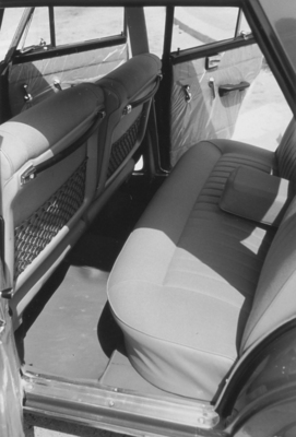 Fiat 1500 L (1963) - Die Beinfreiheit auf der Hinterbank ist gut