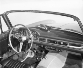 Fiat 1600 S Cabriolet (1963) - Interieur mit Holzfurnieroptik gab es nach der Modellpflege