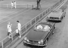 Fiat 1600 S Cabriolet (1963) - die schnelle Version vorne, das Basis-Cabriolet dahinter