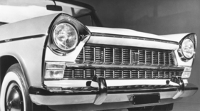 Fiat 1800 (1959) - Frontpartie, Kühler, Scheinwerfer