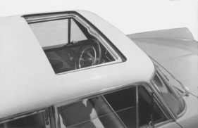 Fiat 1800 (1962) - Schiebedach, baugleich auch beim Fiat 2100