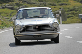 Fiat 2300 Coupé (1965) - bei der Überquerung des Flüelapasses an der Passione Engadina 2019
