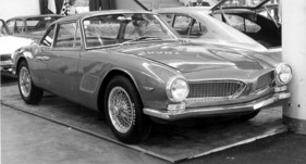 Fiat 2300 Coupé Moretti (1963) - elegantes und sportlich gezeichnetes Coupé - auf dem Genfer Automobilsalon des Jahres 1963