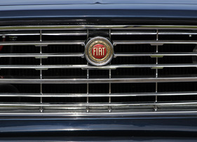 Fiat 2300 S (1966) - Fiat-Zeichen im Kühlergrill