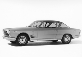 Fiat 2300 S Coupé (1968) - graziler Dachaufbau