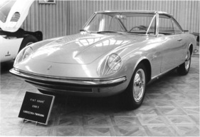 Fiat 2300 S Coupé Pininfarina (1965) - reine Linie benötigt keinerlei Verzierungen - Genfer Automobilsalon 1965