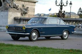 Fiat 2300S Coupé par Ghia (1964) - als Lot 62 an der Artcurial "Automobiles Sur les Champs" Versteigerung am 3. Dezember 2020