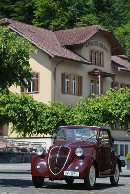 Fiat 500 (1948) - fast so alt wie die Pilatus-Bahn