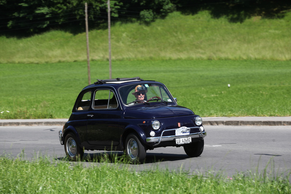 Fiat 500 (1972) - in Blau - Oldtimer in Obwalden (O-iO) 2019