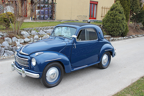 Fiat 500 C (1953) - angeboten an der Versteigerung der Oldtimer Galerie Toffen anlässlich der Dolder Classics vom 8. Juni 2013