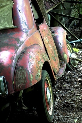 Fiat 500 D Topolino - Autoskulpturenpark Neandertal