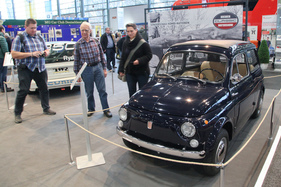 Fiat 500 Giardinera (1967) - der Motor wurde um 90 Grad gekippt und lag unter dem Laderaumboden - gezeigt in der Kombi -Sonderschau - Bremen Classic Motorshow 2019