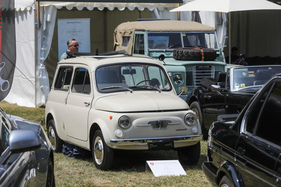 Fiat 500 Giardiniera (1968) - in der Klasse R1 - Concours d'Elégance Suisse Château Coppet 2023 (1968)