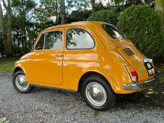Bild Fiat 500 L (1969) - angeboten in der Catawiki-Versteigerung "Italienische Oldtimer" bis 2. Dezember 2022