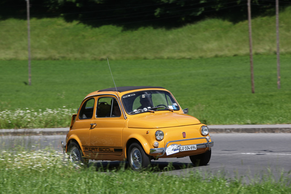 Fiat 500 L (1970) - einmal in Gelb - Oldtimer in Obwalden (O-iO) 2019