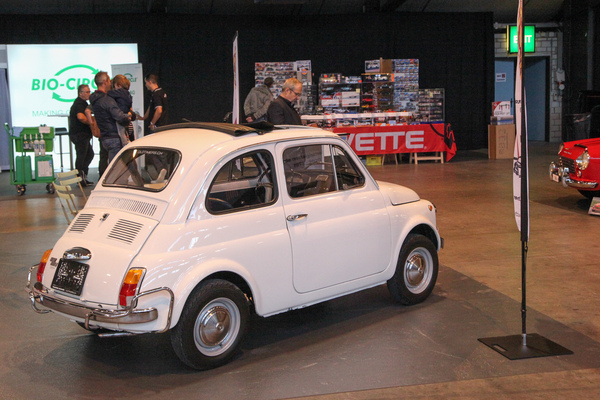 Fiat 500 ganz in Weiss - Swiss Classic World Luzern 2021