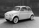 Fiat 500 - höhere Leistung und nun mit zwei hinteren Plätzen für Erwachsene - Genfer Autosmobilsalon 1959
