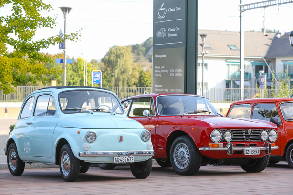 Image: Fiat 500 and Alfa Romeo 2000 GTV - Big Oldtimer/Youngtimer Season End Brunch Emil Frey/Zwischengas October 1, 2023
