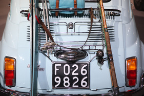 Fiat 500L Berlina (1972) - als Lot 504 angeboten an der Bonhams Versteigerung im Grand Palais in Paris am 7. Februar 2013