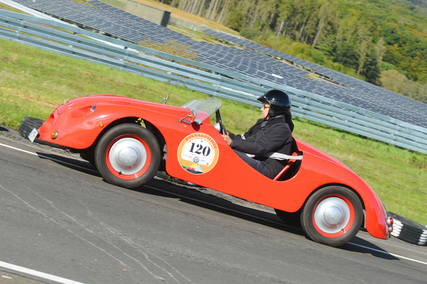 Fiat 500c Barchetta (1950) - Pista e Piloti Flugplatz Pferdsfeld 2020