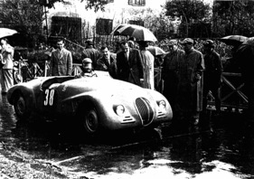 Fiat 508 C 1100 CarGem (1937) - at a racing event, probably in the 1940s
