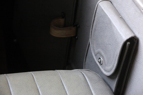 Fiat 521 Feuerwehrauto (1928) - schönes Interieur mit praktischer Kartentasche