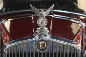 Fiat 525n Torpedo (1931) - schöne Kühlerfigur - Auto e Moto d'Epoca Padua 2021