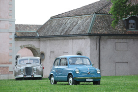 Fiat 600 (1962) - noch mit nach hinten öffnenden Türen - Concours d'Elégance Suisse "spéciale" 2021 in Coppet