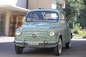 Fiat 600 (1963) - ein Schattenplätzchen gefunden - Older Classics August 2024
