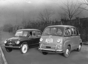 Fiat 600 Multipla (1956) - der Multipla neben seinem Gen-Spender 600