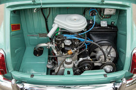 Fiat 600 Multipla (1957) - als Lot 221 an der RM Auction in Monterey am 15./16. August 2014 (1957)