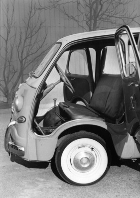 Fiat 600 Multipla (1957) - die Frontlenker-Bauweise ist auch beim fertigen Wagen sofort sichtbar