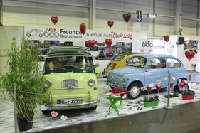 Fiat 600 Multipla (1966) - die verschiedenen 600-er-Modelle auf dem Clubstand - Techno Classica 2016