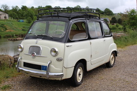Fiat 600 Multipla 4/5 Posti (1958) - offered as lot 197 at the Artcurial Le Mans Classic auction on July 9, 2016