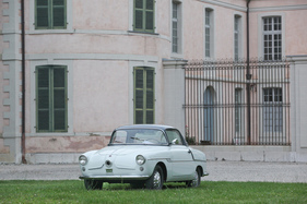 Fiat 600 Viotti Coupé (1959) - passt bestens in den Schlosspark - Concours d'Elégance Suisse "spéciale" 2021 in Coppet