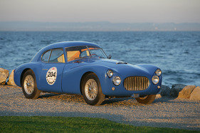 Fiat 8 V (1953) - Der Wagen war unter anderem mit dem Fiat-8V-Motor, mit einem Ferrari-12-Zylinder und einem Chevrolet-Achtzylinder-Motor ausgerüstet Fiat 8 V (1953) - Der Wagen war unter anderem mit dem Fiat-8V-Motor, mit einem Ferrari-12-Zylinder und einem Chevrolet-Achtzylinder-Motor ausgerüstet