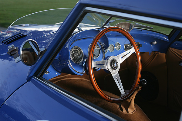 Fiat 8 V (1953) - Übersichtlich und vergleichsweise luftig geht es im Otto Vu zu