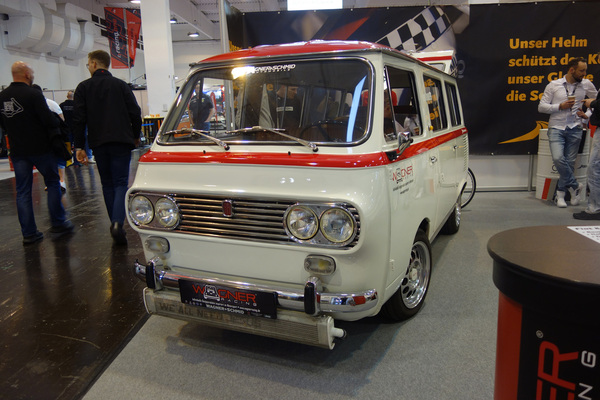 Fiat 850 Familiare aus dem Jahr 1973 - Essen Motor Show 2022