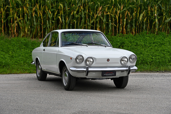 Bild: Fiat 850 Sport Coupé (1971) - Lot 39 an der Oktober-Versteigerung der Oldtimer Galerie am 12. Oktober 2024