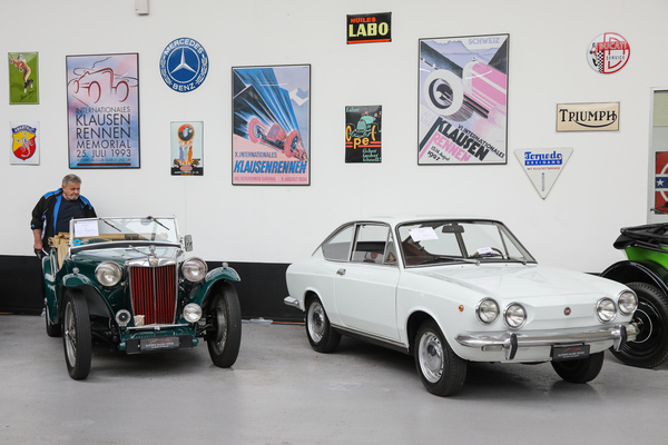 Fiat 850 Sport Coupé (1971) - knapp unter Erwartungen verkauft - als Lot 39 an der Oldtimer Galerie Toffen Versteigerung “Klassische Automobile & Motorräder” Oktober 2024