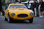Fiat 8V Zagato Berlinetta Coupé (1956) - der Otto Vu wird zum Standplatz gefahren, Fahrzeug "Exhibit Only" - Pebble Beach 2012 (O2-01)