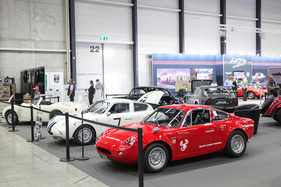 Fiat-Abarth 1000 Bialbero (1963) neben einem 1961er Modell bei Lutziger Classic CarsIMG_7051 – Swiss Classic World Luzern 2022