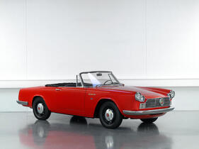 Fiat-Abarth 2200 Spider Allemano (1959) - Lot 130 an der Bonhams Versteigerung "Les Grandes Marques du Monde à Paris" am 1. Februar 2024