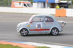 Fiat Abarth 695 (1967) am Preis der Stadt Stuttgart 2018 - Kampf der Zwerge