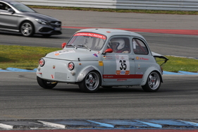 Fiat Abarth 695 (1967) am Preis der Stadt Stuttgart 2018 - Kampf der Zwerge