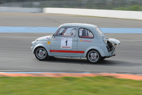 Fiat Abarth 695 (1971) am Preis der Stadt Stuttgart 2018 - Kampf der Zwerge