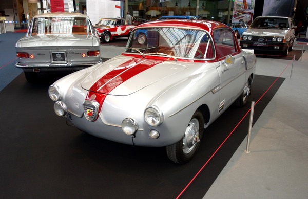Fiat-Abarth 750 GT Viotti (1956) – Ausstellung "75 Jahre Abarth" in der Autoworld Brüssel