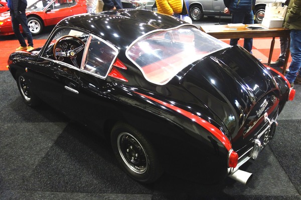 Fiat-Abarth 750 GT Zagato (1957) mit "Double Bubble" im Dach – Classic Car Show Brussels 2022